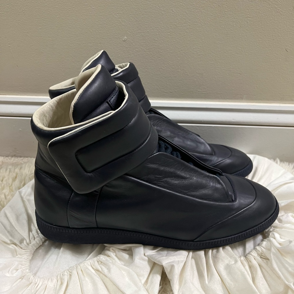 Stylish NEW Maison Margiela Sneakers -Size US14 -BRAND NEW -Original MM Bag!!!